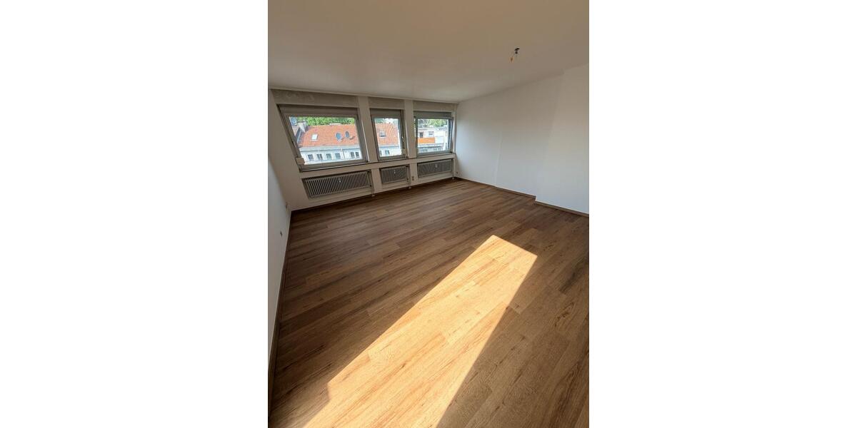 Dachgeschoßwohnung Wuppertal Elberfeld - 2 Zimmer, 80 m&sup2;, 792&euro; | Angebot:26580745