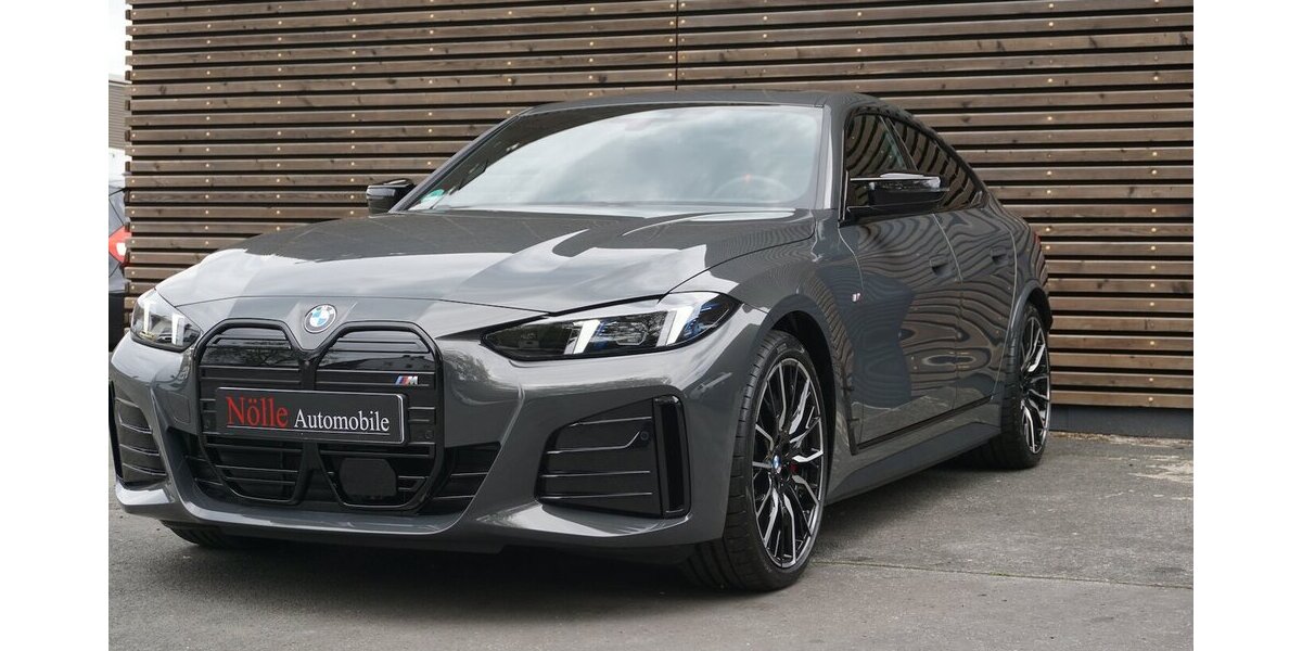 BMW i4 M60 M-SportPro HuD 360° DrivProf. Pano NP95t 5.780 km 70.400 &euro; Wuppertal 42327