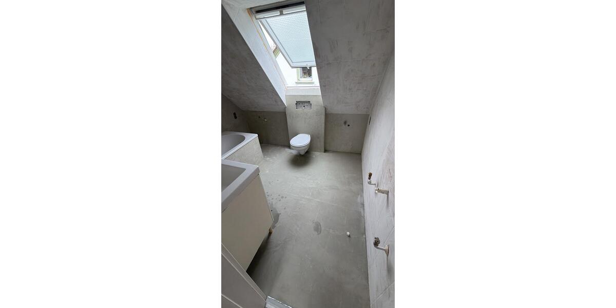 Dachgeschoßwohnung Ennepetal - 3 Zimmer, 106 m&sup2;, 900&euro; | Angebot:26614634