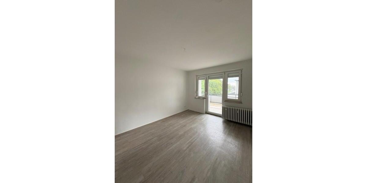 Dachgeschoßwohnung Essen Stadtbezirk V - 2.5 Zimmer, 56 m&sup2;, 559&euro; | Angebot:24268850