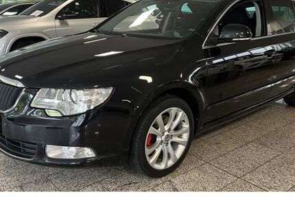 Skoda Superb 81.685 km 7.585 &euro; Wuppertal 42329