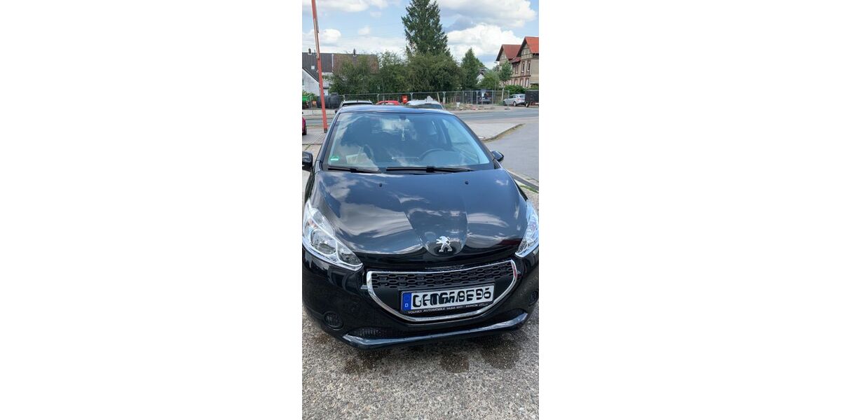 Peugeot 208 158.000 km 1.499 &euro; Gelsenkirchen 45884