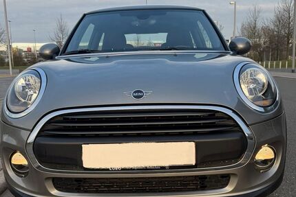 Mini ONE 63.810 km 11.800 &euro; Essen 45309