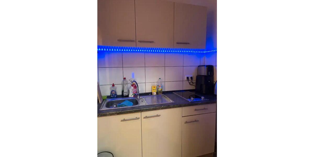 Dachgeschoßwohnung Essen Stadtbezirk VI - 1 Zimmer, 40 m&sup2;, 650&euro; | Angebot:25361947