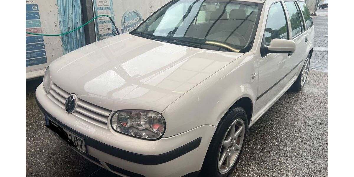 VW Golf 236.000 km 2.850 &euro; Essen 45326