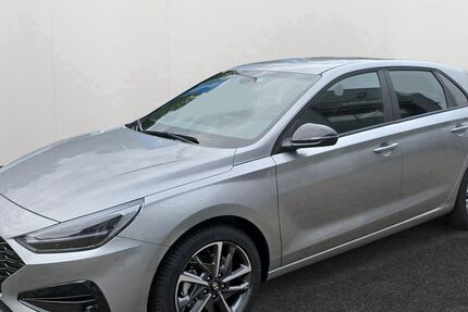 Hyundai i30 6.000 km 20.690 &euro; Düsseldorf 40233