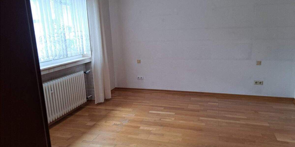 Mehrfamilienhaus, Wohnhaus Kürten Weiden - 5 Zimmer, 119 m&sup2;, 330.000&euro; | Angebot:25699792