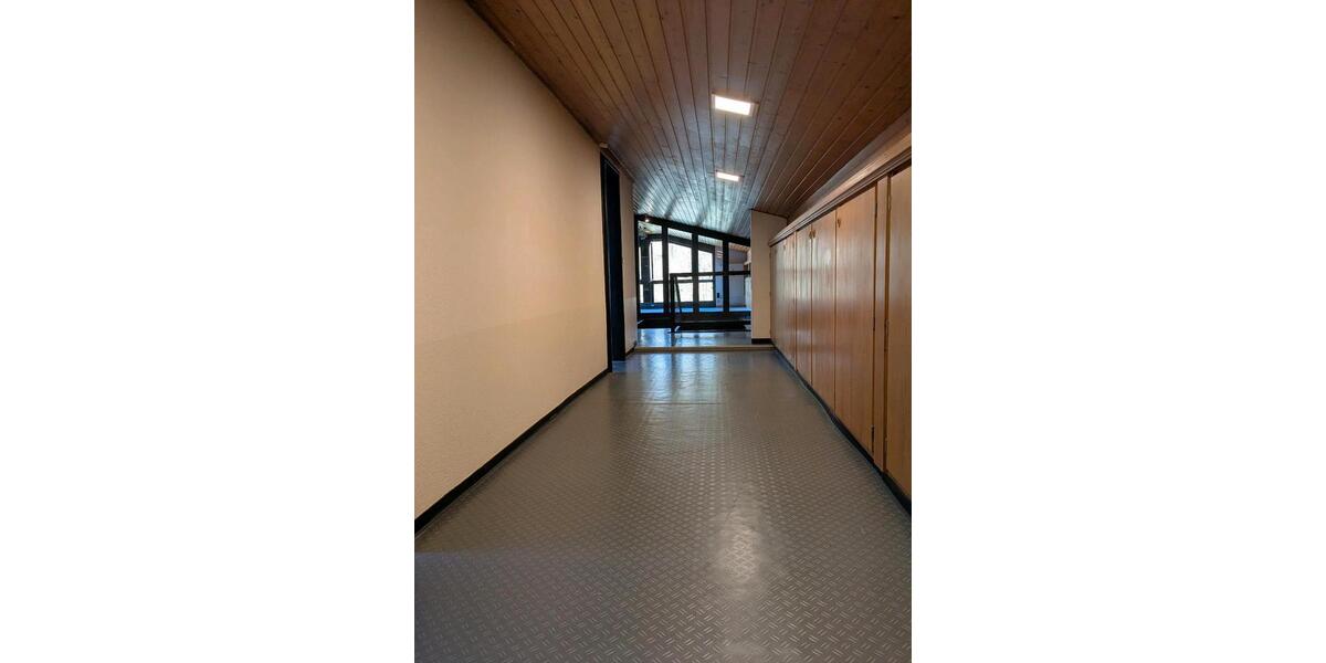 Dachgeschoßwohnung Hückeswagen - 2.5 Zimmer, 70 m&sup2;, 510&euro; | Angebot:25532959