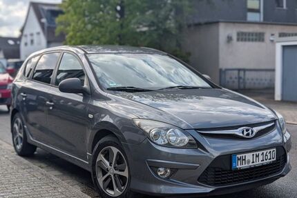 Hyundai i30 177.964 km 1.950 &euro; Mülheim 45475