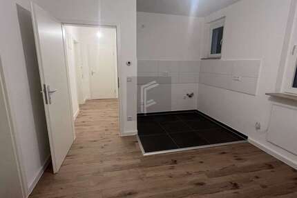 Wohnung Essen Stadtbezirk VII - 3.5 Zimmer, 58 m&sup2;, 450&euro; | Angebot:25830800