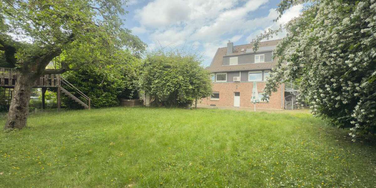 Einfamilienhaus Düsseldorf Stadtbezirk 8 - 12 Zimmer, 226 m&sup2;, 775.000&euro; | Angebot:22652412