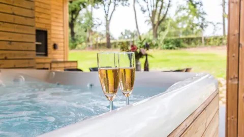 Ferienimmobilie Wuppertal Elberfeld - 260&euro; | Angebot:18333793