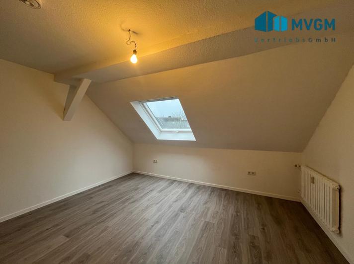 Dachgeschoßwohnung Essen Stadtbezirk III - 2 Zimmer, 52 m&sup2;, 410&euro; | Angebot:24671029