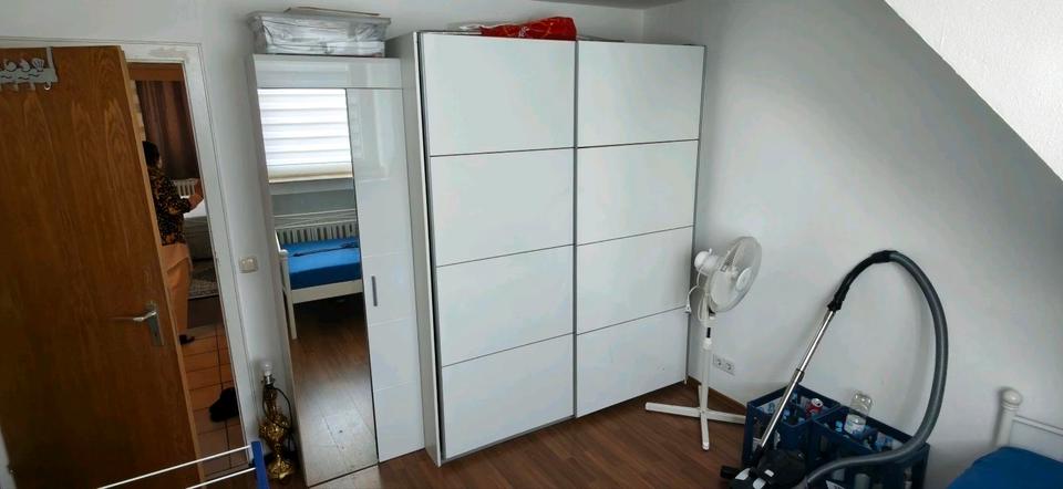 Etagenwohnung Essen Stadtbezirk VI - 3 Zimmer, 75 m&sup2;, 570&euro; | Angebot:26036374