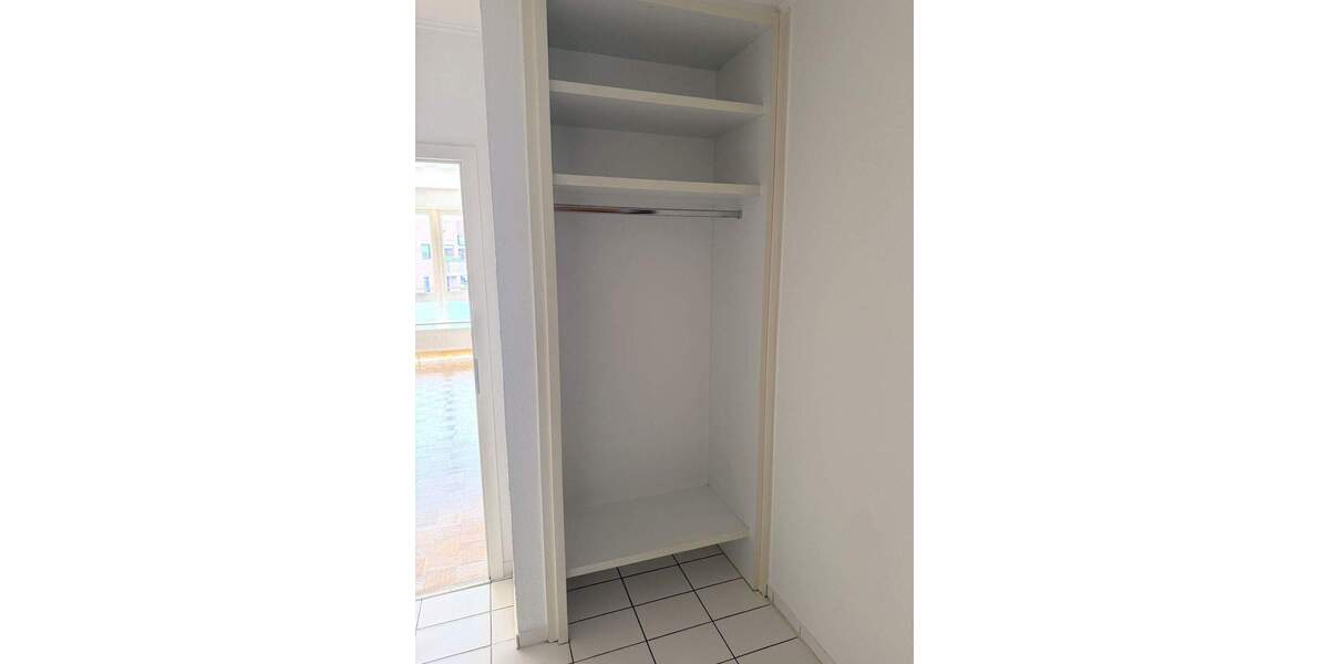 Etagenwohnung Düsseldorf Düsseltal - 2 Zimmer, 74 m&sup2;, 875&euro; | Angebot:25999587