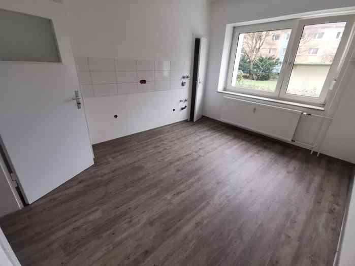 Erdgeschoßwohnung Gelsenkirchen Gelsenkirchen-Mitte - 2 Zimmer, 51 m&sup2;, 383&euro; | Angebot:26555674