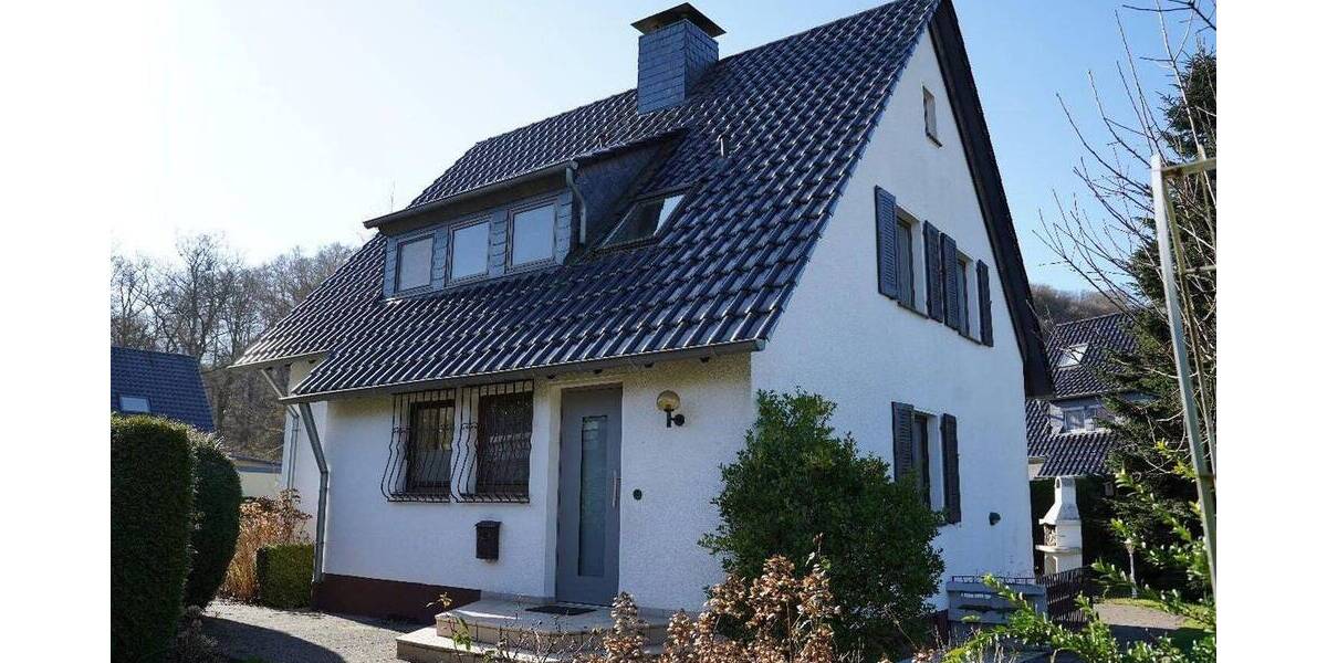 Einfamilienhaus Odenthal - 5 Zimmer, 142 m&sup2;, 420.000&euro; | Angebot:25957574