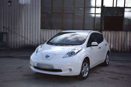 Nissan Leaf 47.000 km 9.300 &euro; Düsseldorf 40215