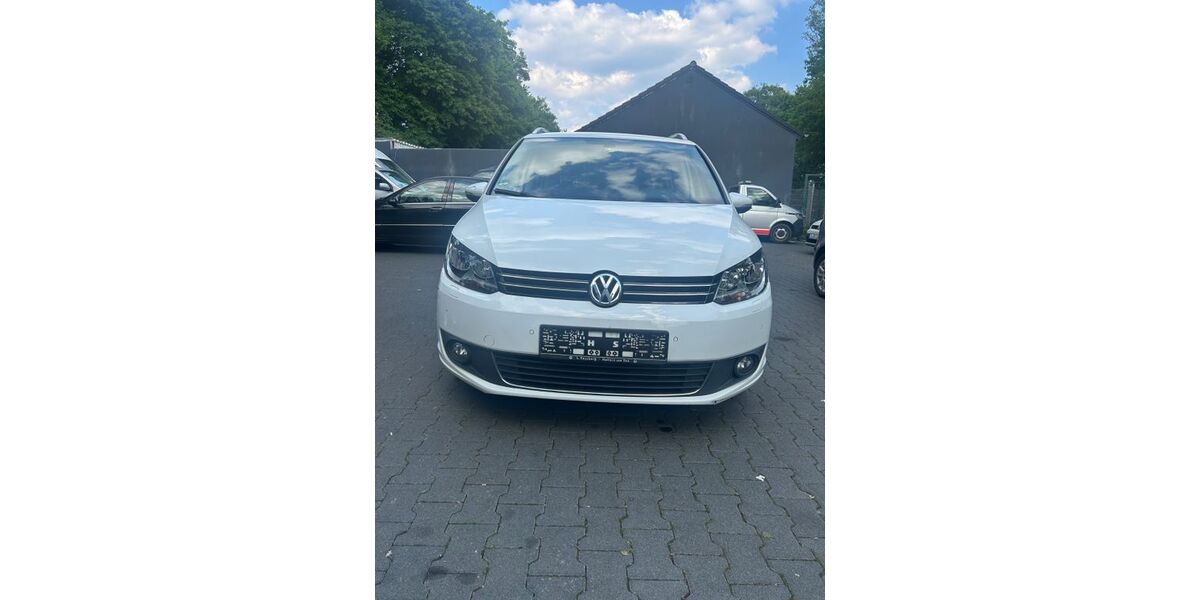 VW Touran 276.500 km 4.700 &euro; Gelsenkirchen 45899
