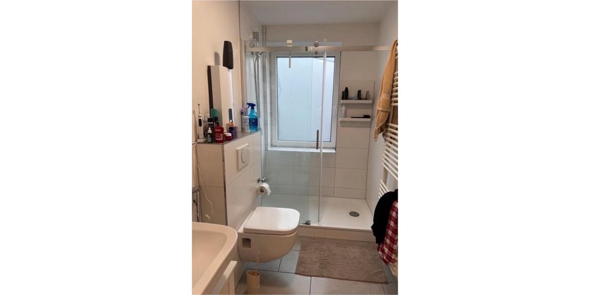 Etagenwohnung Essen Stadtbezirk II - 3.5 Zimmer, 98 m&sup2;, 700&euro; | Angebot:26613500
