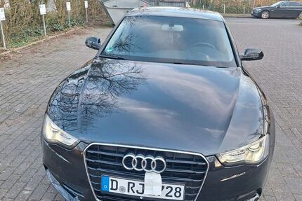 Audi A5 146.000 km 9.950 &euro; Düsseldorf 40229