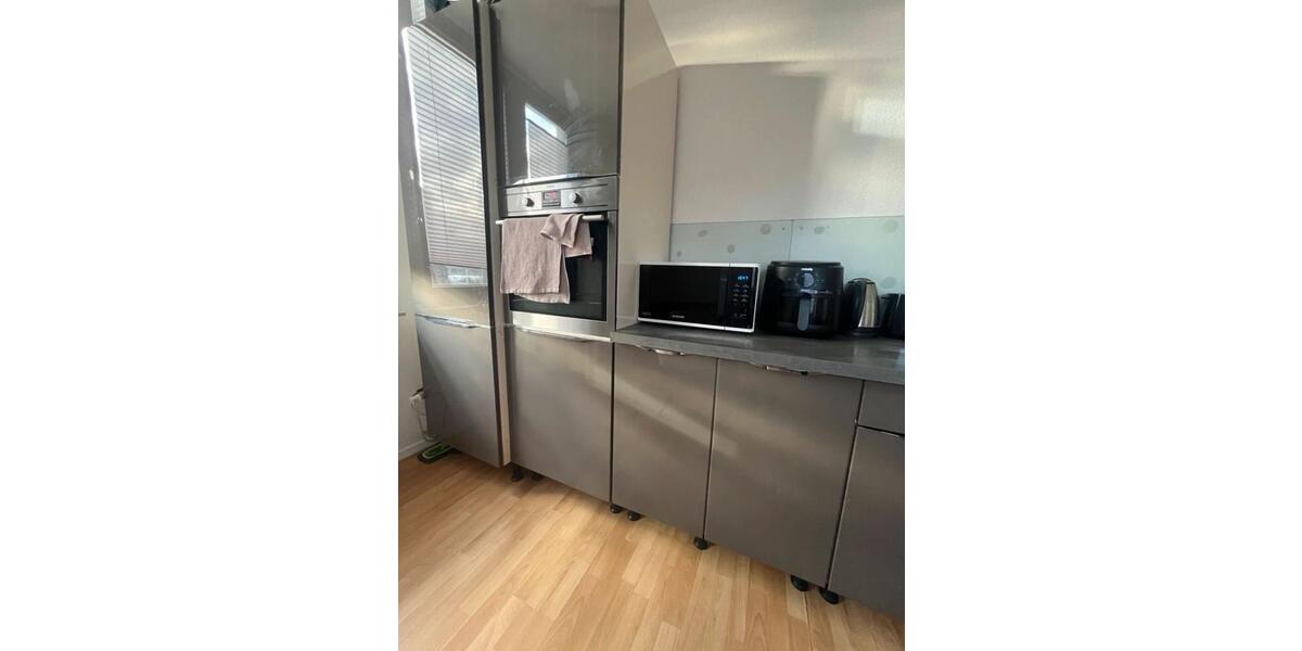 Etagenwohnung Düsseldorf Stadtbezirk 9 - 2 Zimmer, 65 m&sup2;, 1.000&euro; | Angebot:25987290