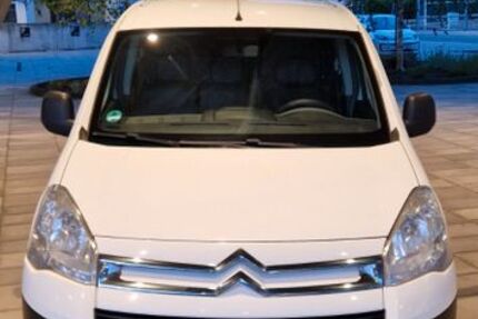 Citroen Berlingo 137.704 km 3.999 &euro; Essen 45144