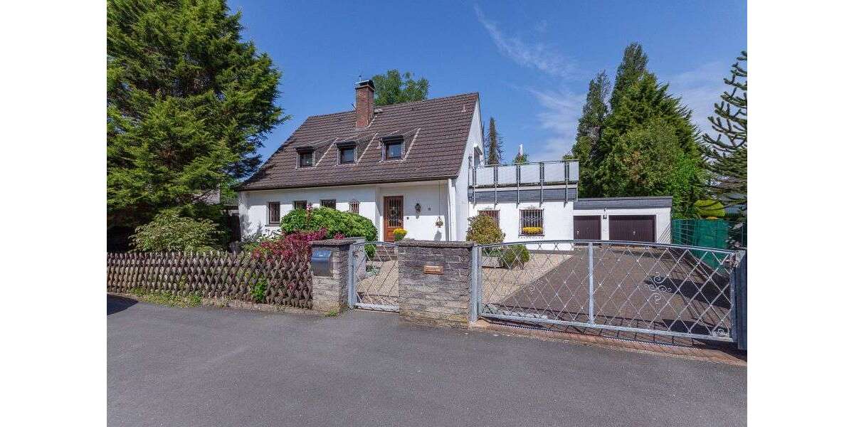 Einfamilienhaus Solingen Aufderhöhe - 5 Zimmer, 215 m&sup2;, 990.000&euro; | Angebot:23674831