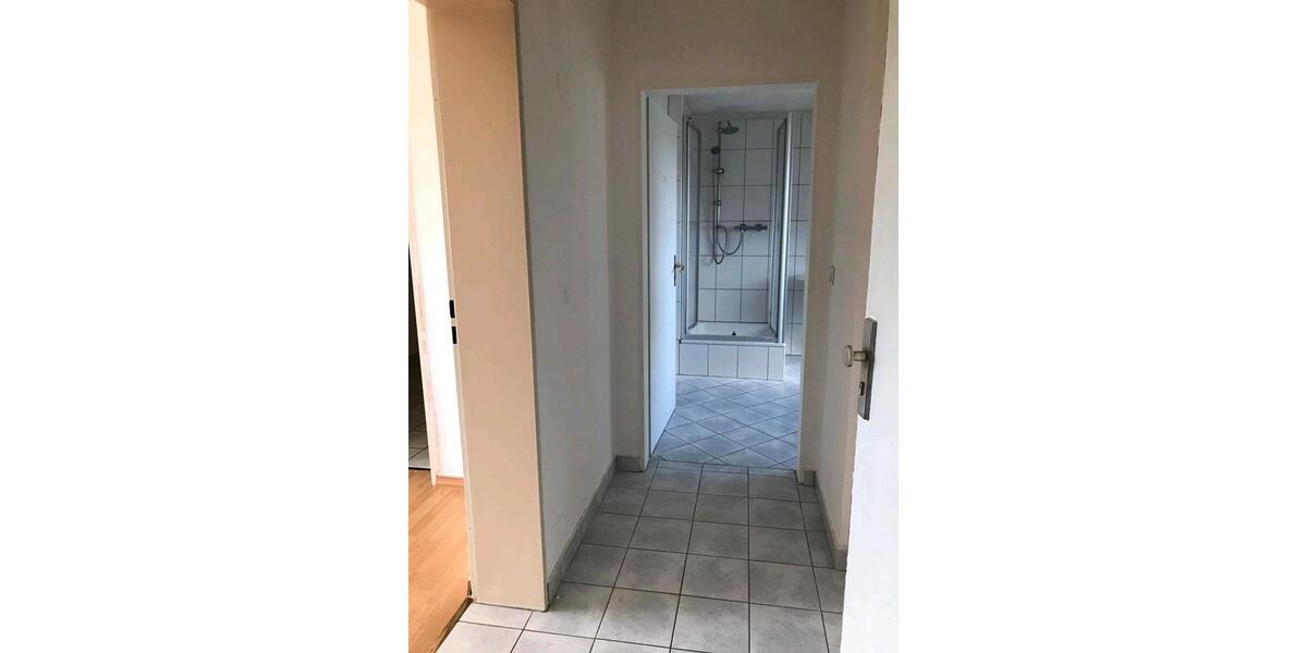 Dachgeschoßwohnung Gelsenkirchen Gelsenkirchen-Mitte - 3 Zimmer, 57 m&sup2;, 470&euro; | Angebot:26621337