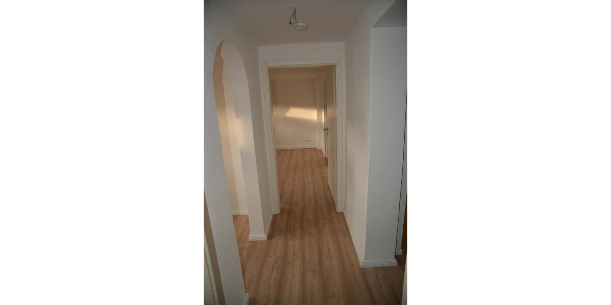 Dachgeschoßwohnung Essen Stadtbezirk III - 4 Zimmer, 58 m&sup2;, 580&euro; | Angebot:26494648