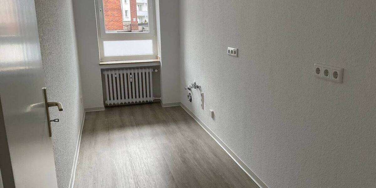 Etagenwohnung Düsseldorf Derendorf - 2 Zimmer, 60 m&sup2;, 770&euro; | Angebot:26656931