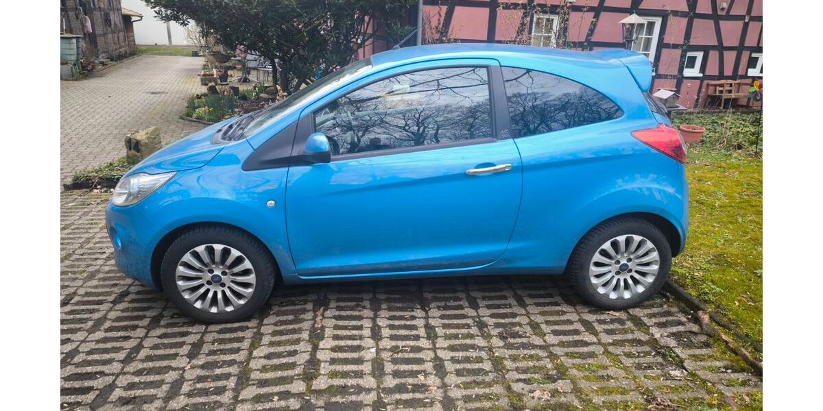 Ford Ka/Ka+ 97.025 km 3.300 &euro; Gelsenkirchen 45894
