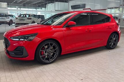 Ford Focus 34.936 km 28.780 &euro; Mülheim an der Ruhr 45478