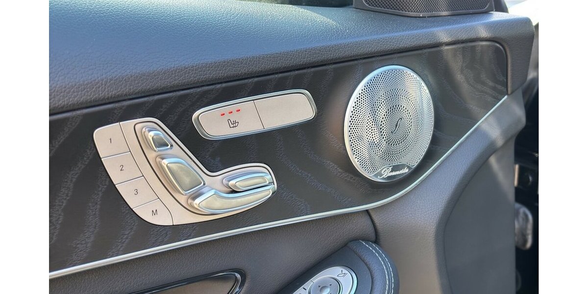 Mercedes-Benz C 400 T 4M AMG Pano Burm StdHz. HuD AHK Leder 138.921 km 25.500 &euro; Wuppertal 42327