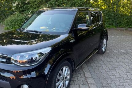 Kia Soul 64.000 km 14.000 &euro; Burscheid 51399