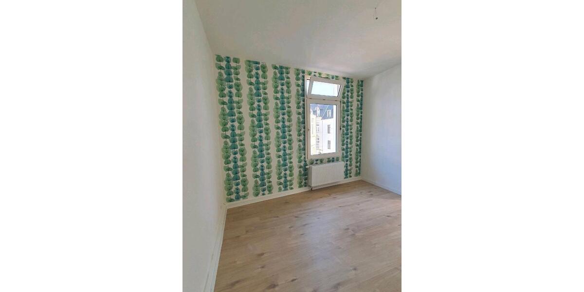 Etagenwohnung Wuppertal Gemarkung Langerfeld - 2 Zimmer, 67 m&sup2;, 85.000&euro; | Angebot:26109211