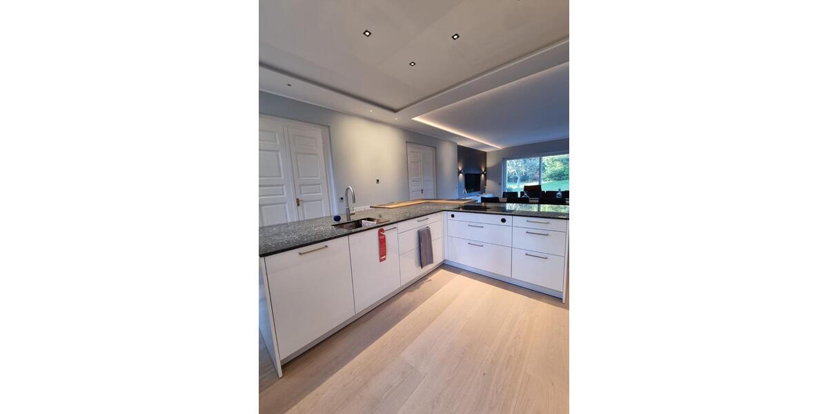 Erdgeschoßwohnung Wuppertal Gemarkung Langerfeld - 4 Zimmer, 200 m&sup2;, 2.600&euro; | Angebot:25394175