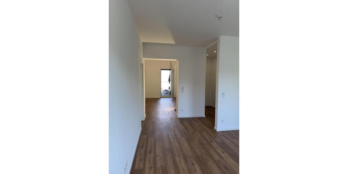 Terrassenwohnung Langenfeld (Rheinland) - 2 Zimmer, 85 m&sup2;, 1.250&euro; | Angebot:26588048