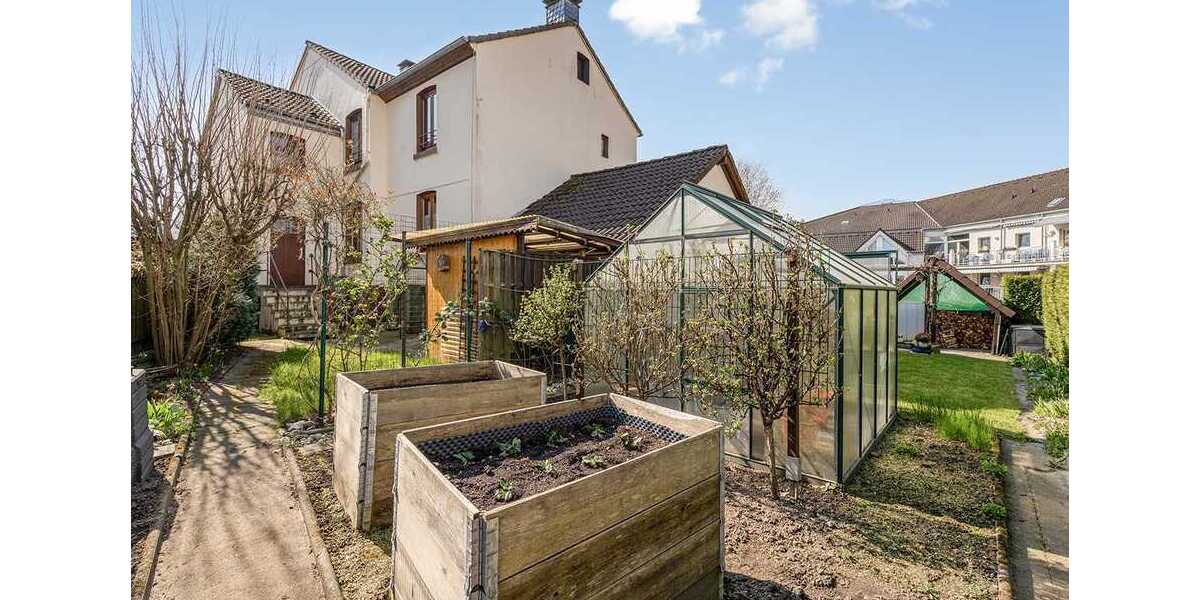 Einfamilienhaus Ratingen Ost - 9 Zimmer, 207 m&sup2;, 496.700&euro; | Angebot:26656916