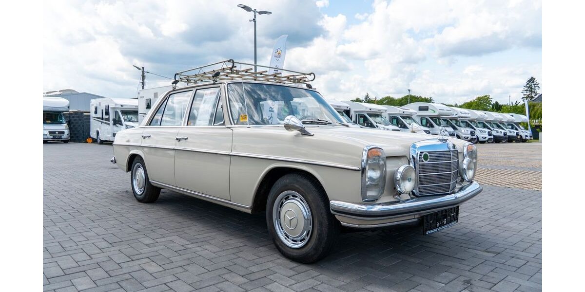Mercedes-Benz 200 141.500 km 24.750 &euro; Mülheim an der Ruhr 45481