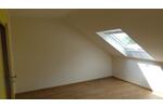 Dachgeschoßwohnung Langenfeld (Rheinland) - 3 Zimmer, 75 m&sup2;, 720&euro; | Angebot:26573037