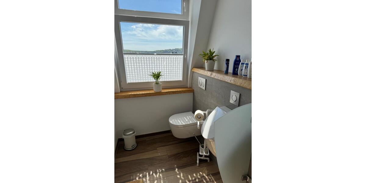 Dachgeschoßwohnung Wuppertal Sedansberg - 4 Zimmer, 165 m&sup2;, 320.000&euro; | Angebot:26586256