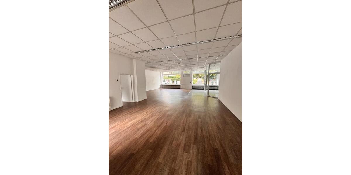 Gewerbeobjekt Essen Stadtbezirk VIII - 1.300&euro; | Angebot:25276991