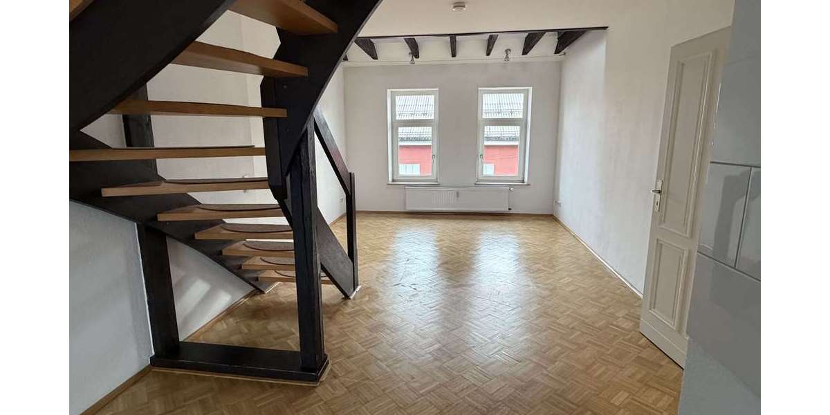 Etagenwohnung Essen Huttrop - 4 Zimmer, 102 m&sup2;, 850&euro; | Angebot:25922936