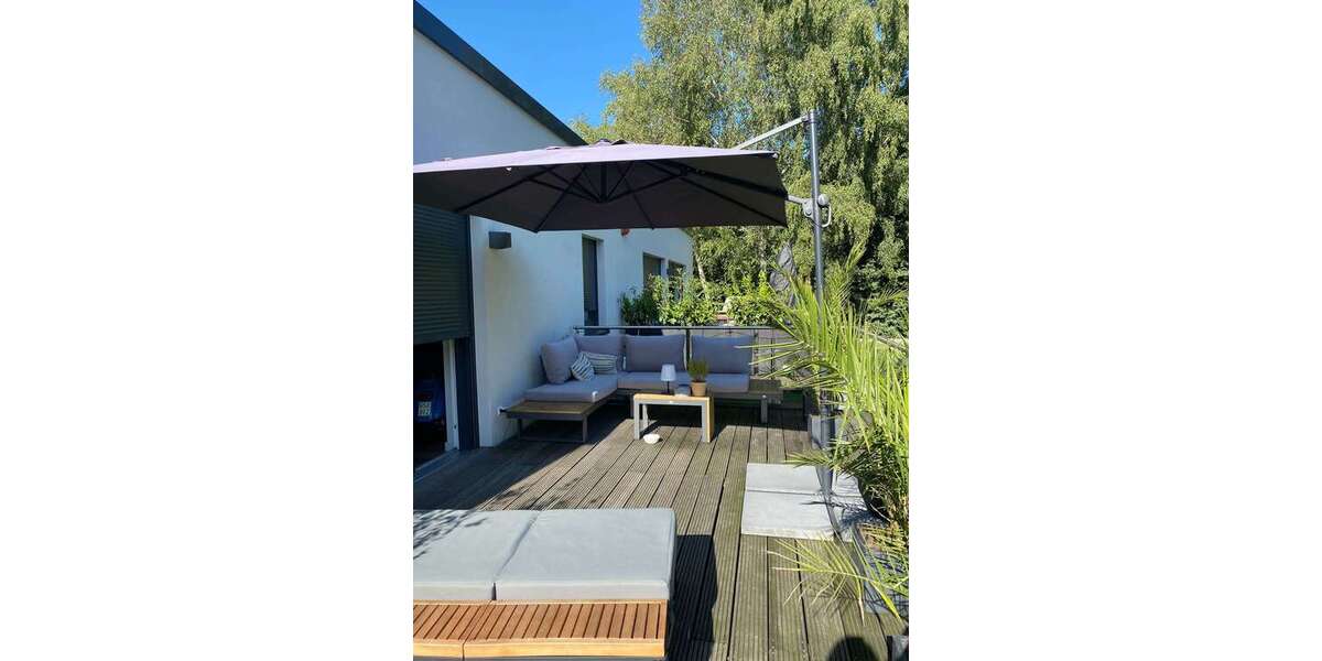 Etagenwohnung Solingen Mitte - 2 Zimmer, 83 m&sup2;, 1.100&euro; | Angebot:26108377