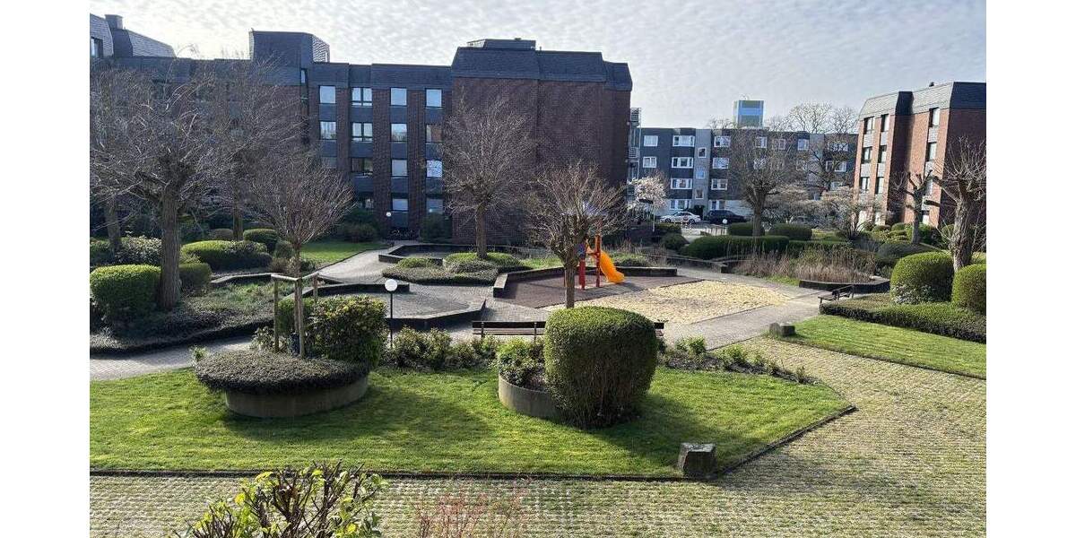 Etagenwohnung Düsseldorf Benrath - 3 Zimmer, 92 m&sup2;, 1.050&euro; | Angebot:25880128