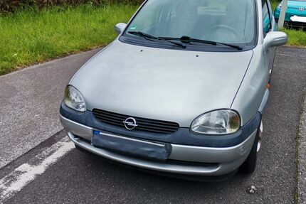 Opel Corsa 64.950 km 2.980 &euro; Langenfeld 40764