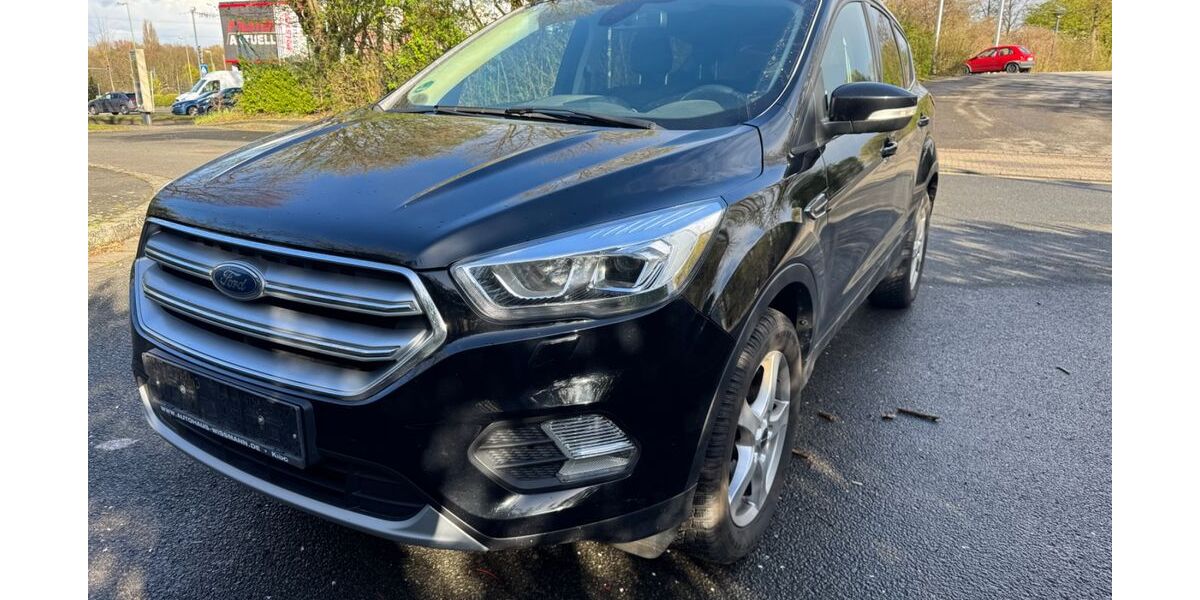 Ford Kuga 109.000 km 8.500 &euro; Essen 45147