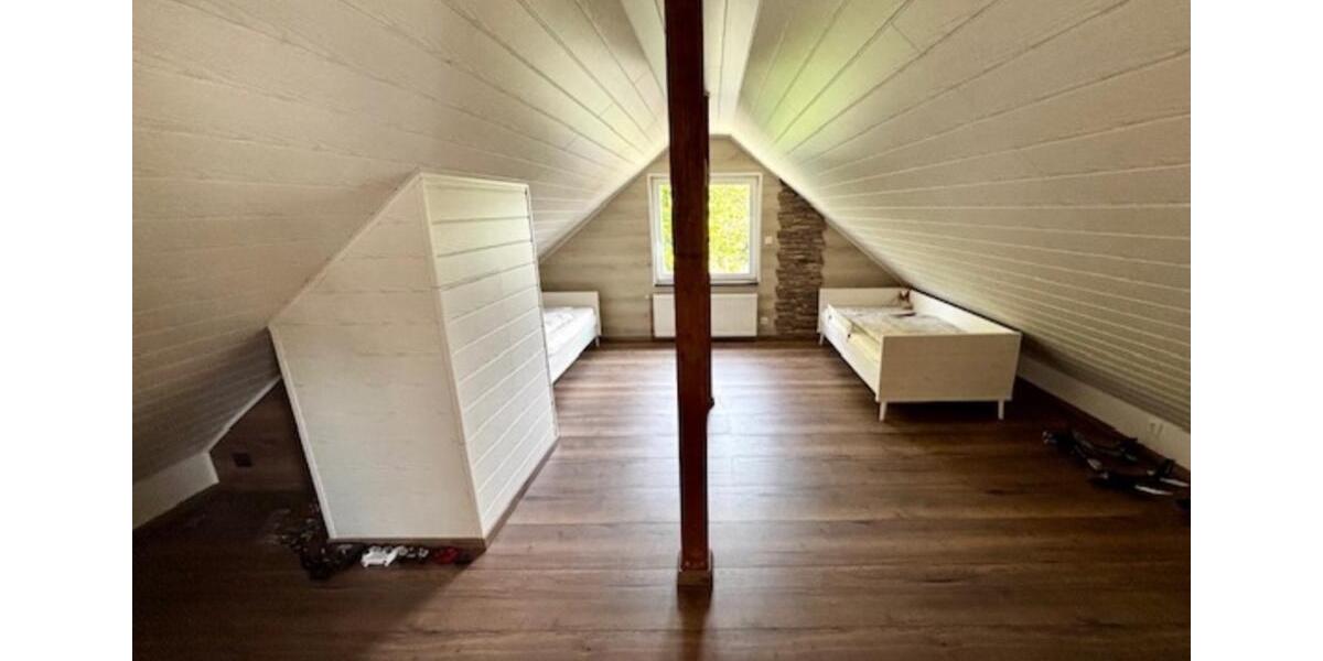 Einfamilienhaus Monheim am Rhein - 7 Zimmer, 200 m&sup2;, 699.000&euro; | Angebot:25148317