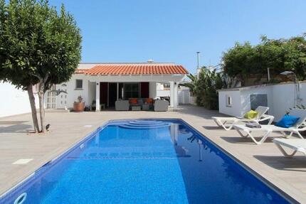 Ferienimmobilie Essen Stadtbezirk IX - 1.200&euro; | Angebot:25405431